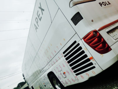 ポーラ ムービングサロンバス １号車